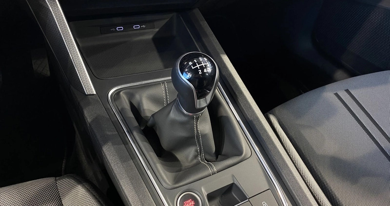 Seat Leon cena 79900 przebieg: 26100, rok produkcji 2022 z Chełmno małe 191